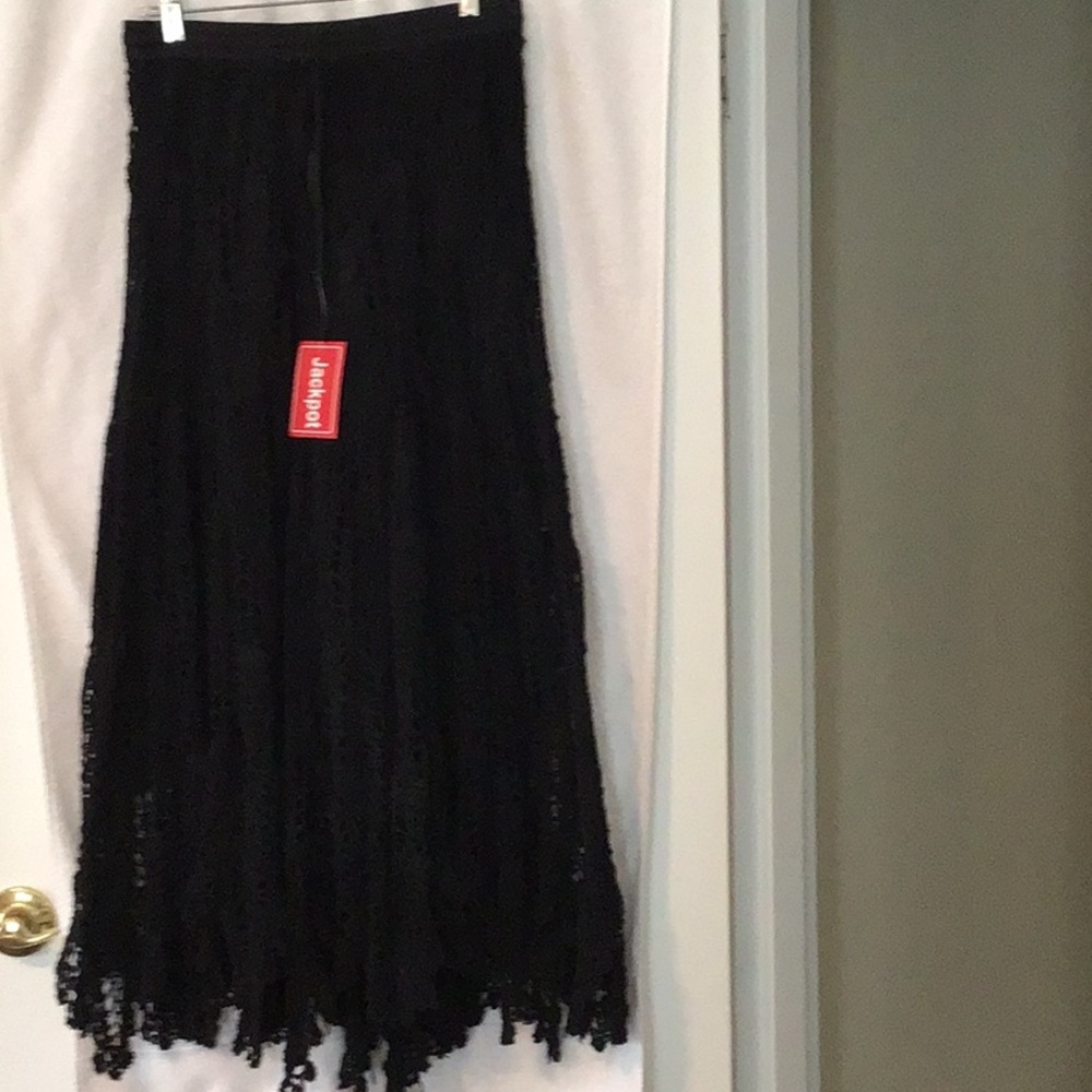 NEW LONG SKIRT